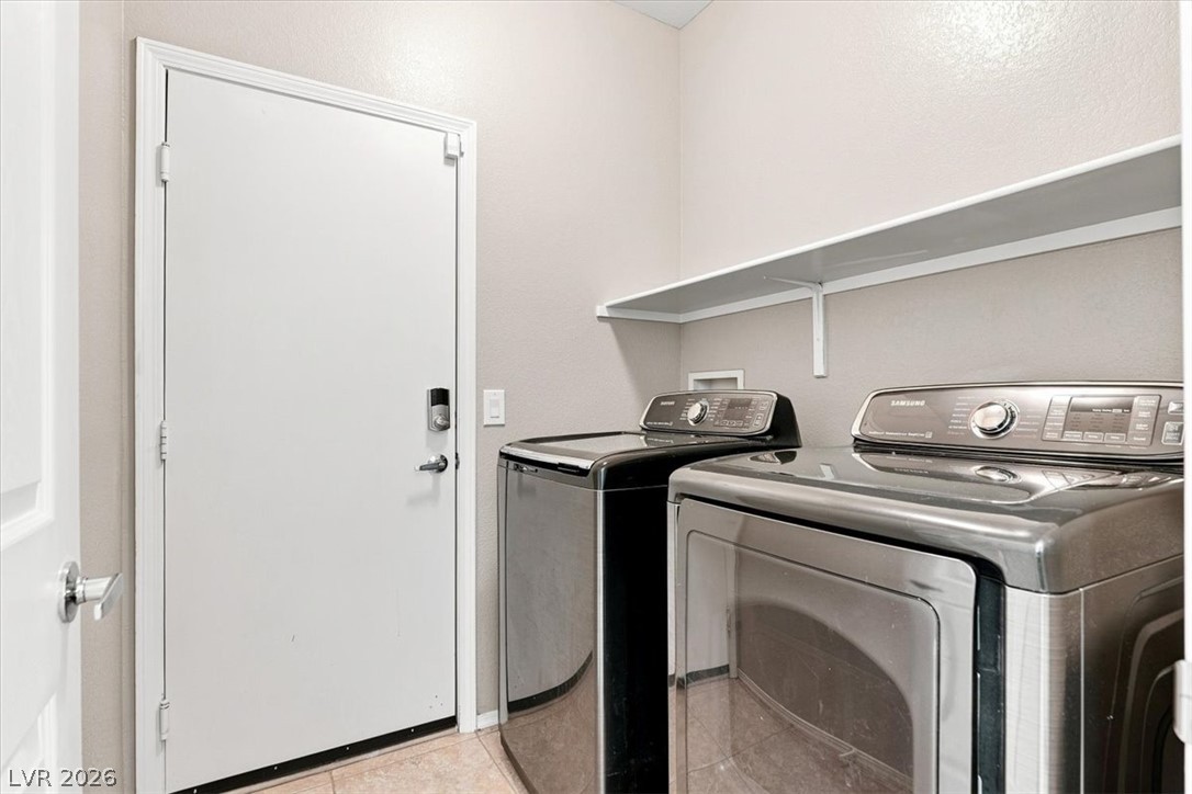 6283 Shamrock Lake Avenue Las Vegas NV 89141