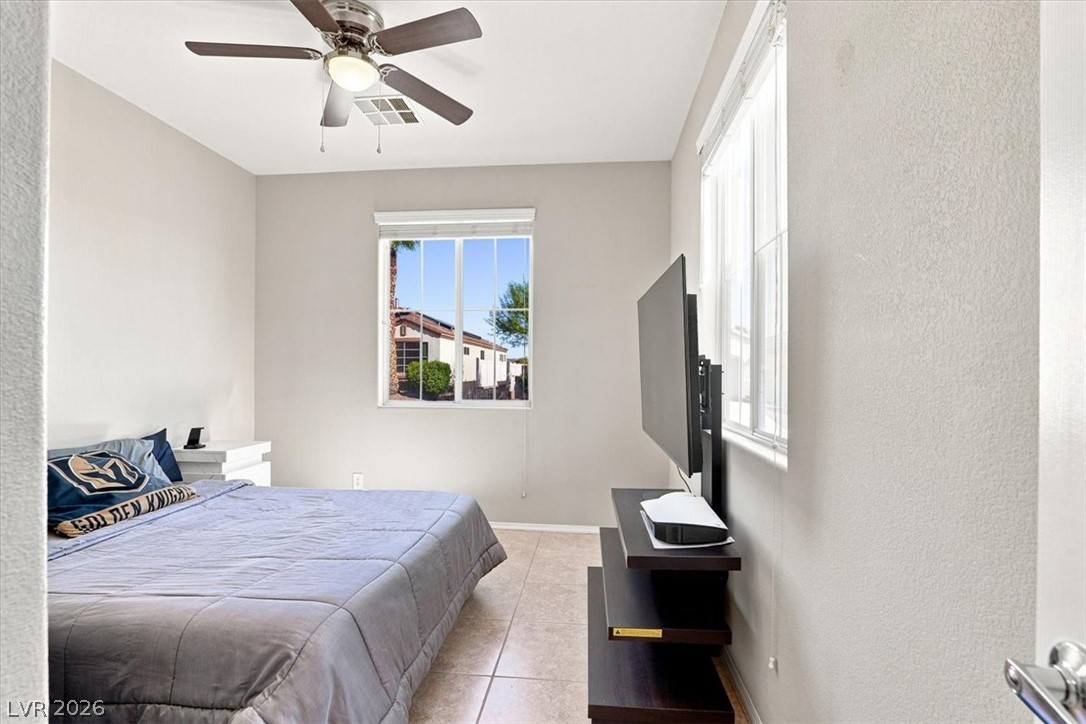 6283 Shamrock Lake Avenue Las Vegas NV 89141