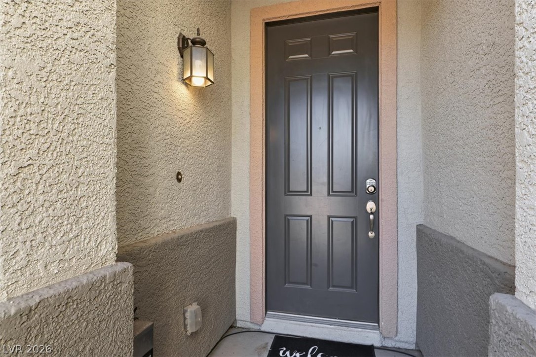 6283 Shamrock Lake Avenue Las Vegas NV 89141