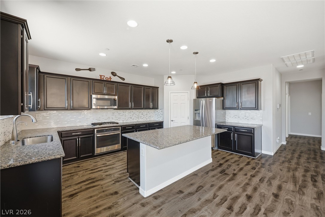 924 Tasker Pass Avenue Henderson NV 89012