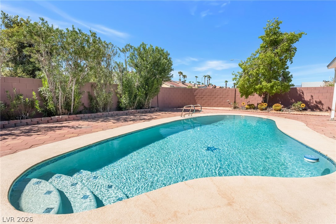 2524 Valparaiso Street Las Vegas NV 89108
