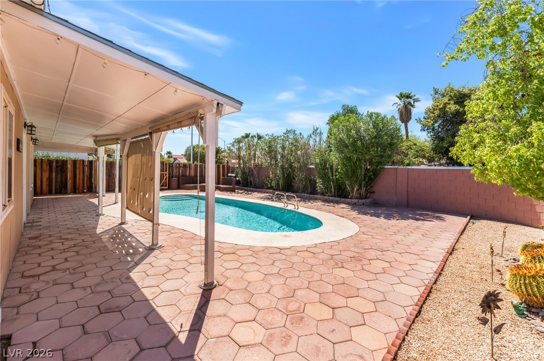 2524 Valparaiso Street Las Vegas NV 89108