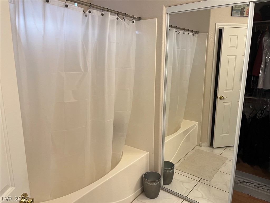 8473 Barossa Court Las Vegas NV 89117