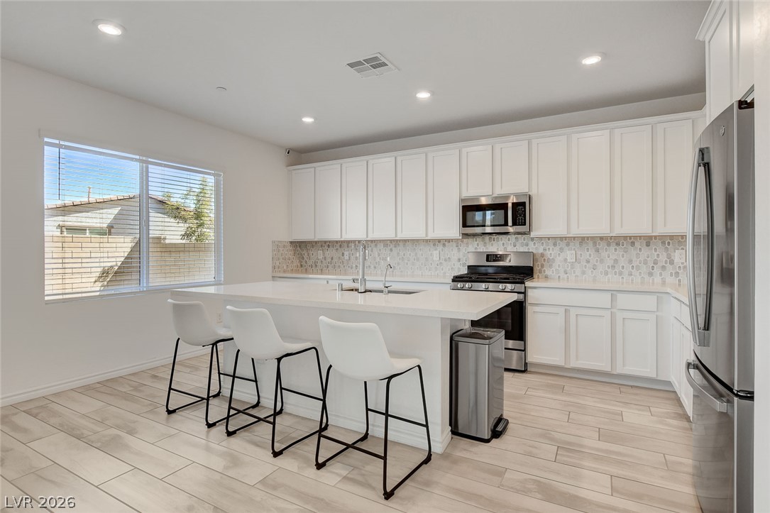 8866 Mountain Lion Avenue Las Vegas NV 89166