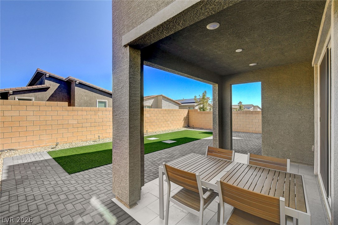 8866 Mountain Lion Avenue Las Vegas NV 89166