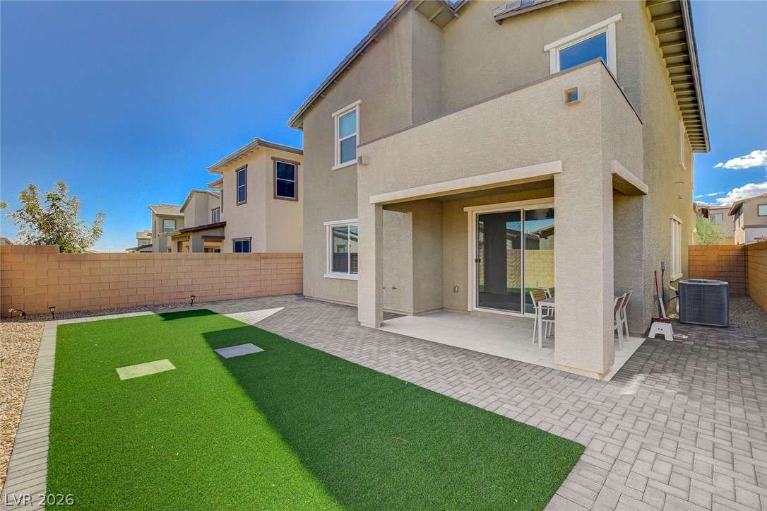 8866 Mountain Lion Avenue Las Vegas NV 89166
