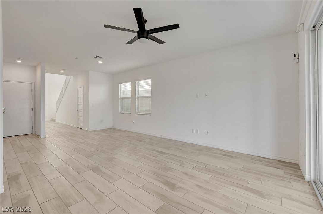 8866 Mountain Lion Avenue Las Vegas NV 89166