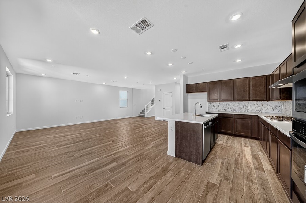 123 Tardando Avenue Henderson NV 89015