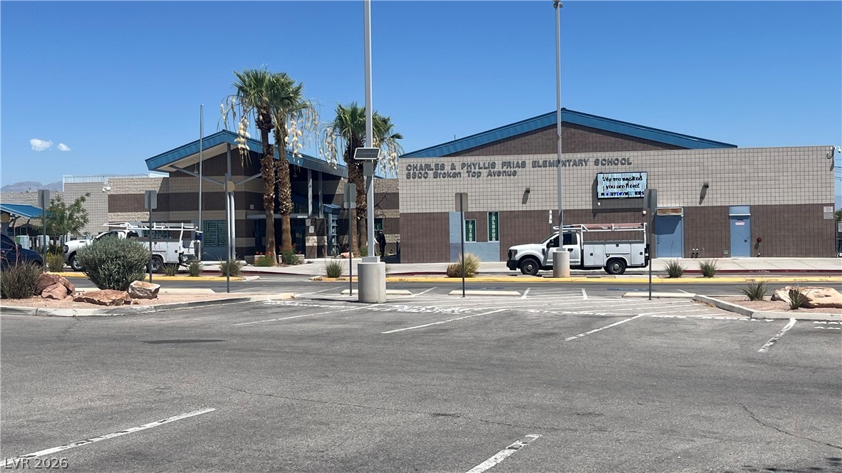 10976 Vallerosa Street Las Vegas NV 89141