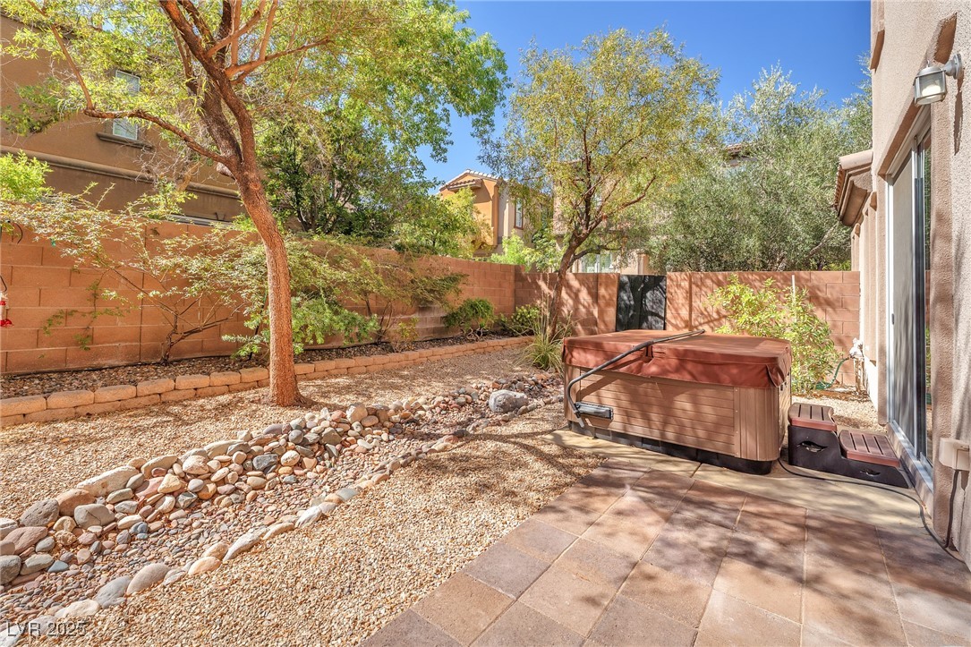 2435 Cordoba Bluff Court Las Vegas NV 89135