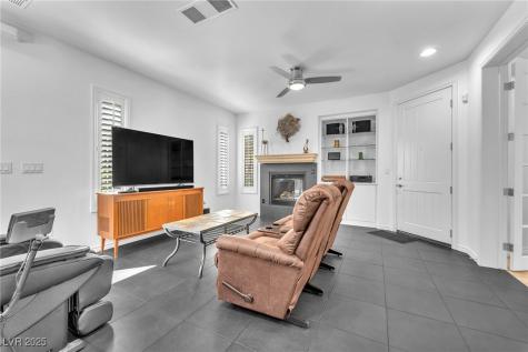 2435 Cordoba Bluff Court Las Vegas NV 89135