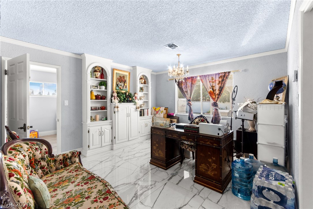 1963 Catalpa Trail Las Vegas NV 89108