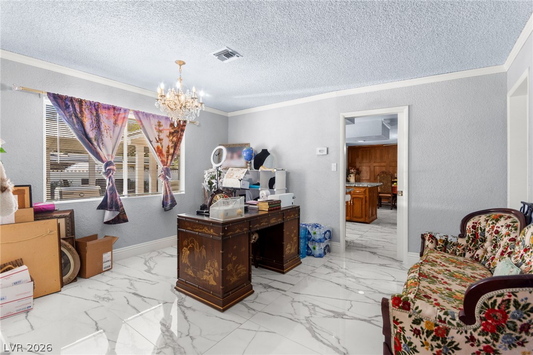 1963 Catalpa Trail Las Vegas NV 89108