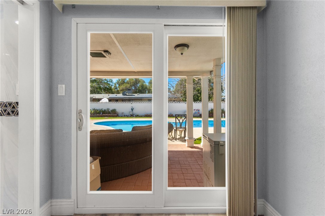 1963 Catalpa Trail Las Vegas NV 89108