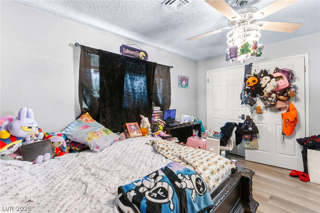1963 Catalpa Trail Las Vegas NV 89108