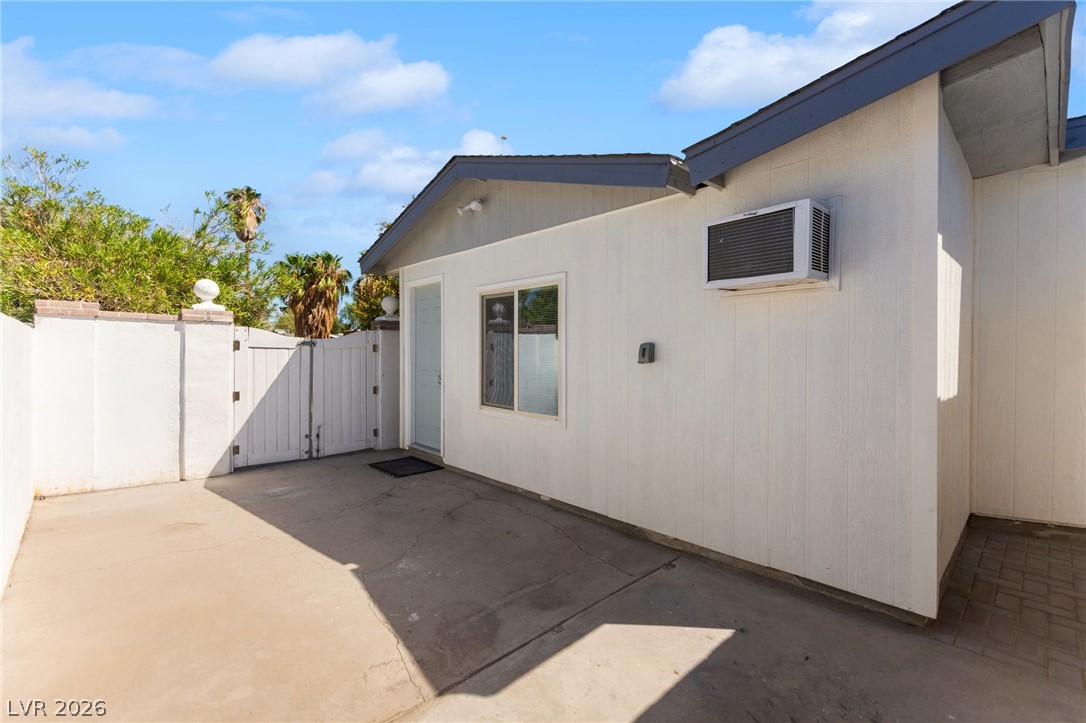 1963 Catalpa Trail Las Vegas NV 89108