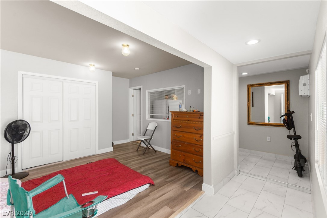 1963 Catalpa Trail Las Vegas NV 89108