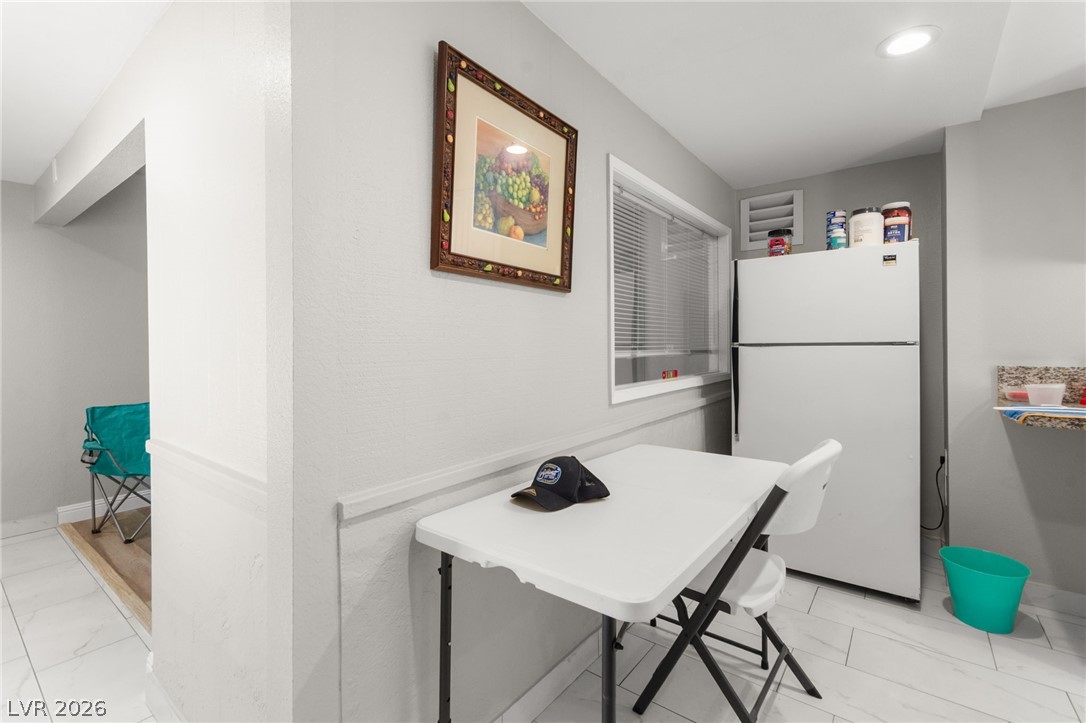 1963 Catalpa Trail Las Vegas NV 89108