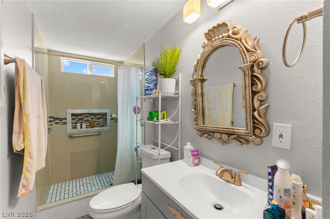 1963 Catalpa Trail Las Vegas NV 89108