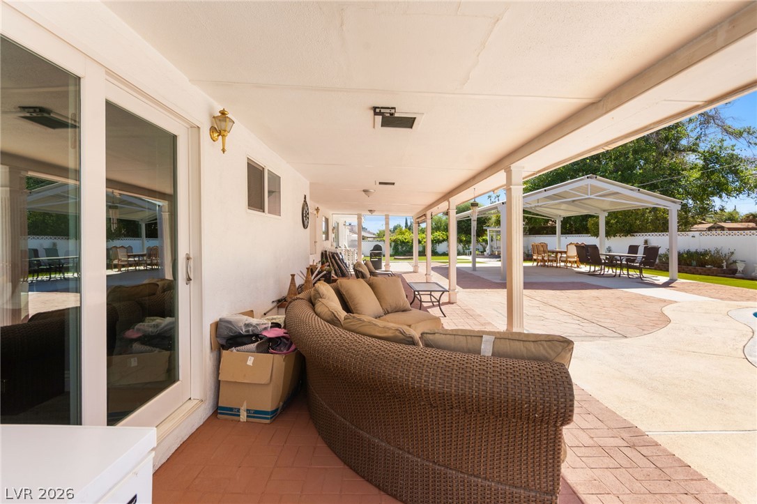 1963 Catalpa Trail Las Vegas NV 89108