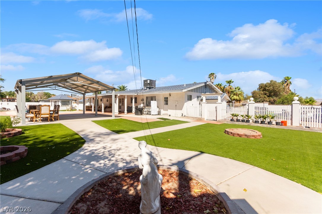 1963 Catalpa Trail Las Vegas NV 89108