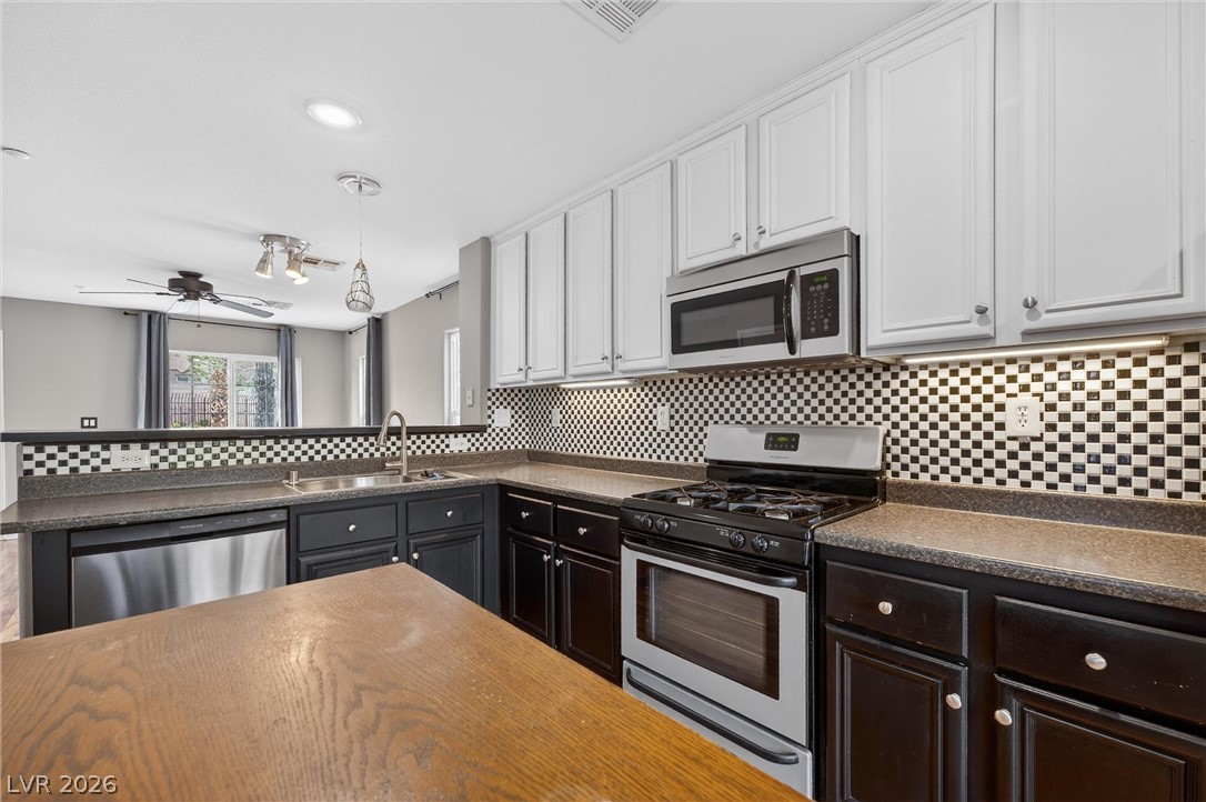 1176 Paradise Desert Avenue Henderson NV 89002