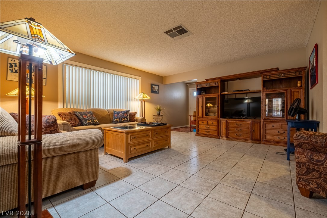 2820 South Swallow Point Circle Las Vegas NV 89117