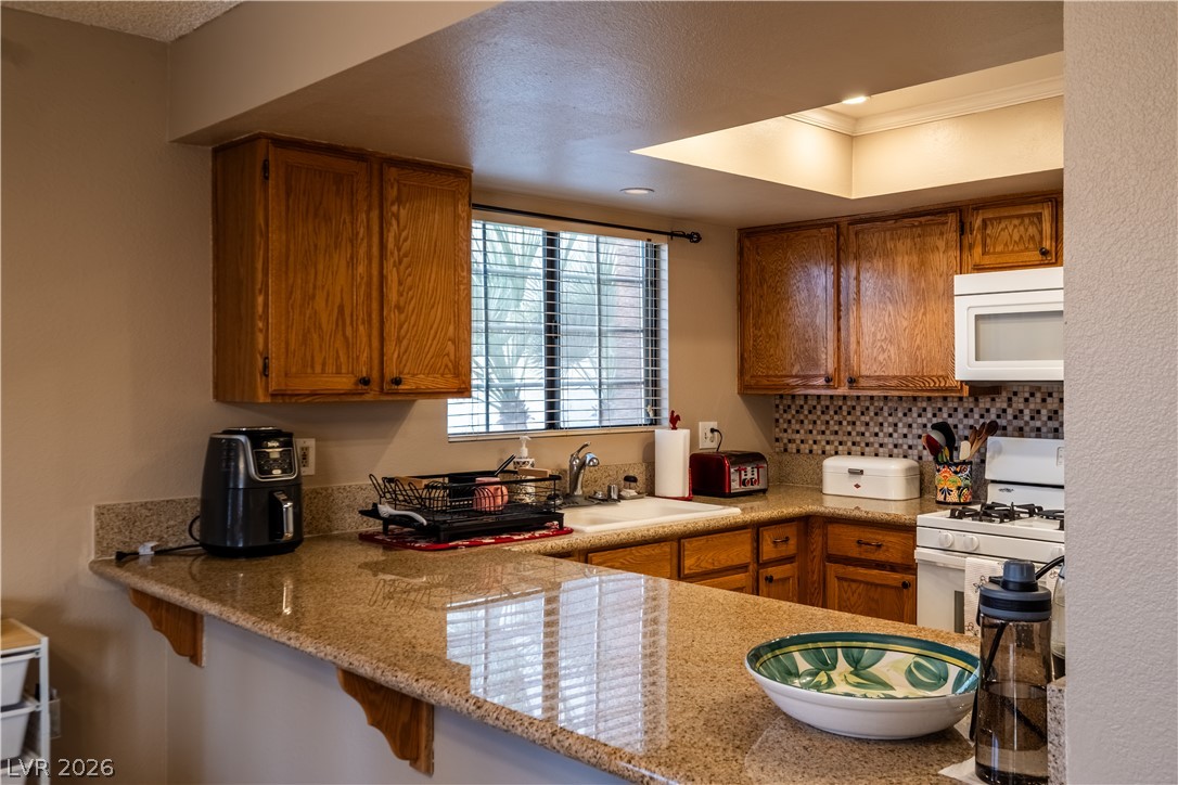2820 South Swallow Point Circle Las Vegas NV 89117