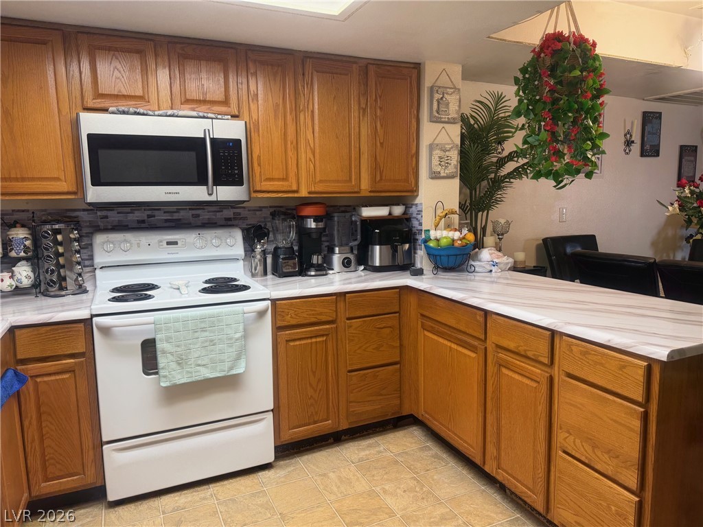 6033 Vegas Drive Las Vegas NV 89108