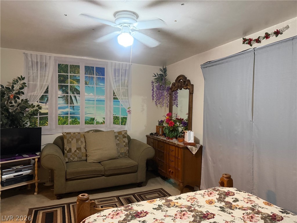 6033 Vegas Drive Las Vegas NV 89108