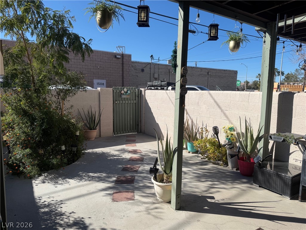 6033 Vegas Drive Las Vegas NV 89108