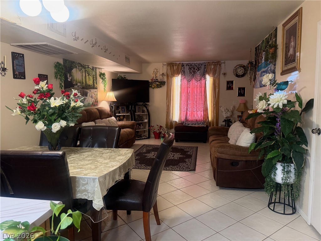 6033 Vegas Drive Las Vegas NV 89108