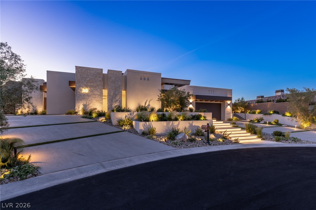 24 Pebble Hills Court Las Vegas NV 89141