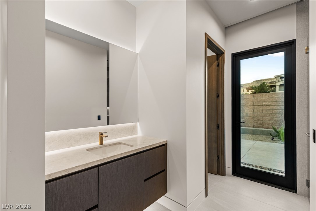 24 Pebble Hills Court Las Vegas NV 89141