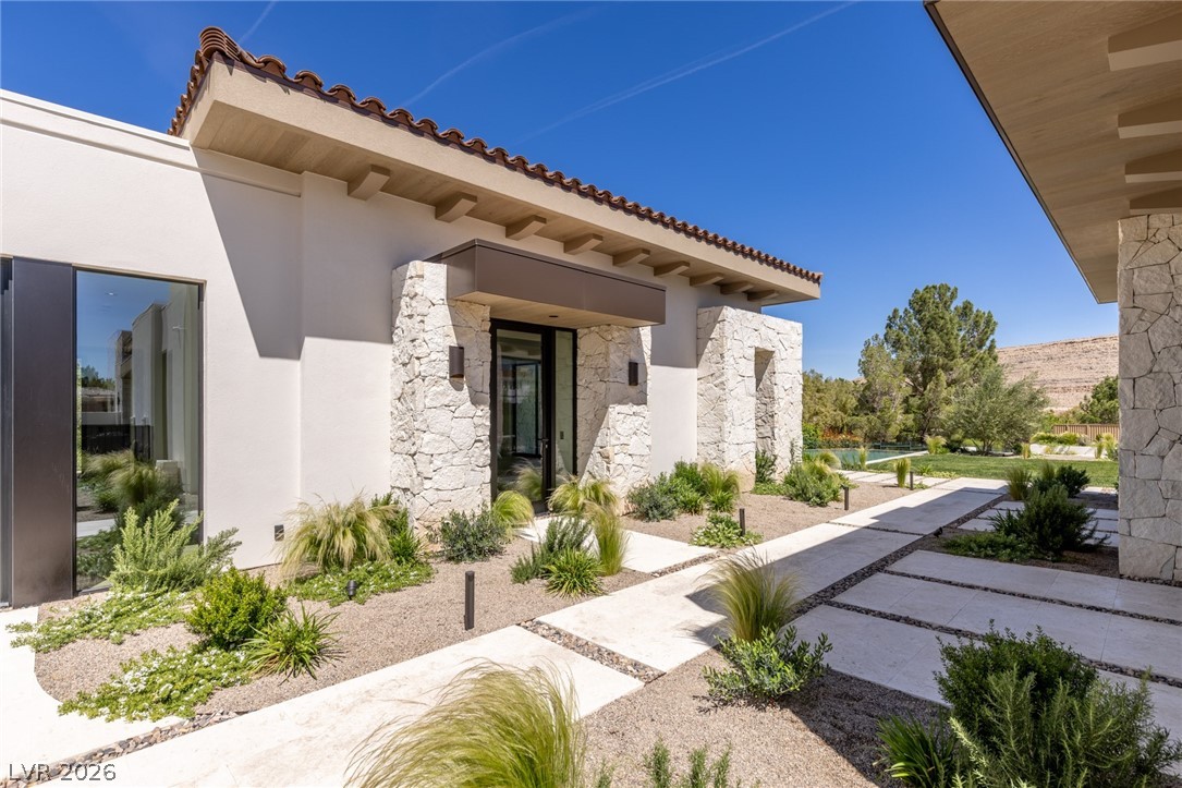 24 Pebble Hills Court Las Vegas NV 89141