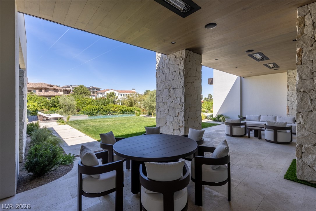 24 Pebble Hills Court Las Vegas NV 89141