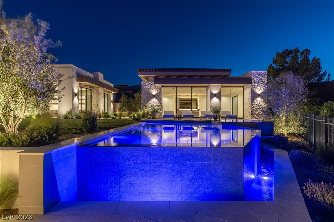 24 Pebble Hills Court Las Vegas NV 89141