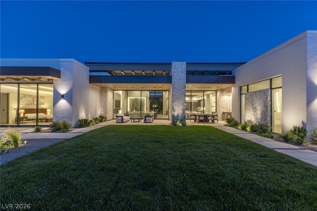 24 Pebble Hills Court Las Vegas NV 89141