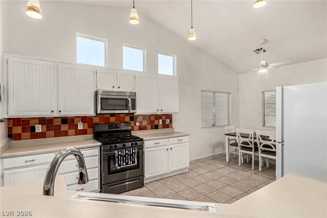 5931 Whalers Drift Street North Las Vegas NV 89031