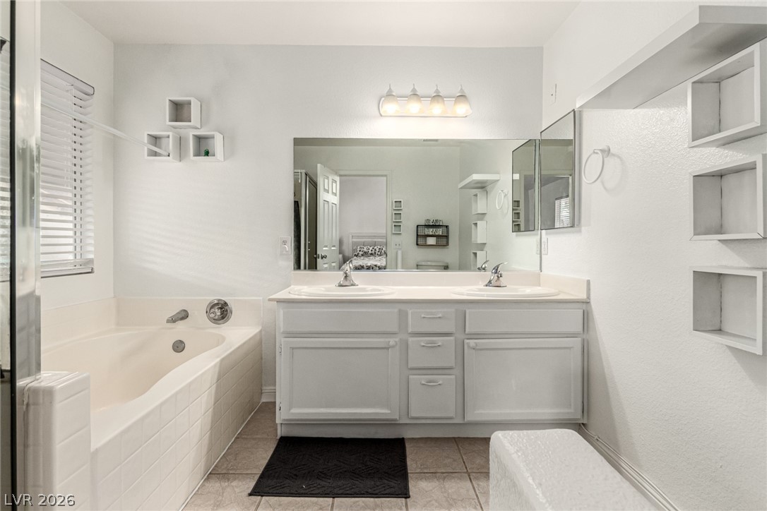 5931 Whalers Drift Street North Las Vegas NV 89031