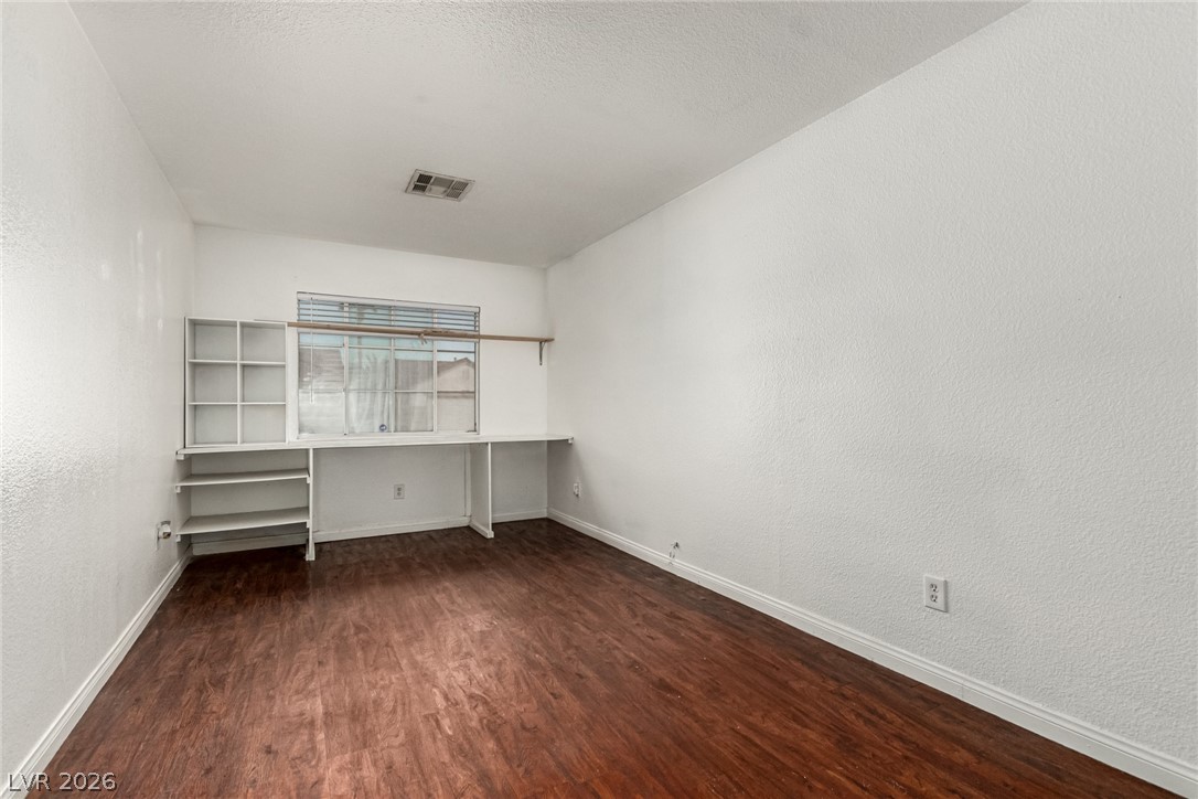 5931 Whalers Drift Street North Las Vegas NV 89031