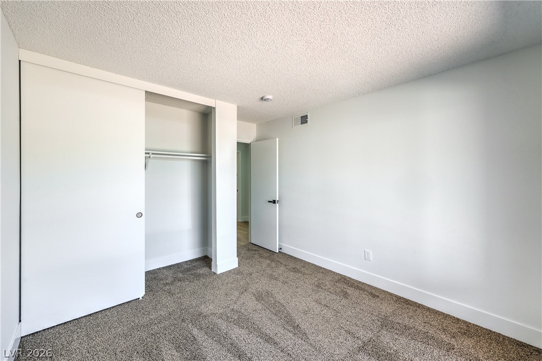 5028 Meadow Grove Court Las Vegas NV 89120