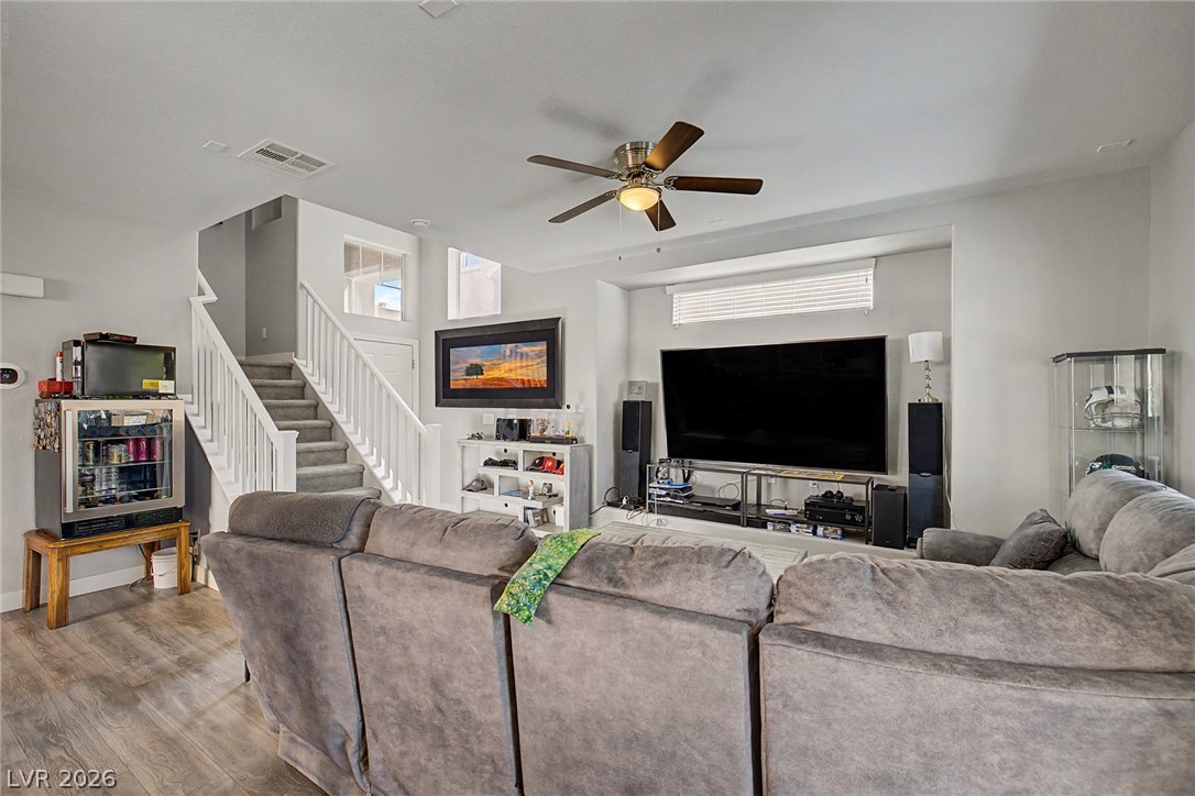 10536 Laurelwood Lake Avenue Las Vegas NV 89166