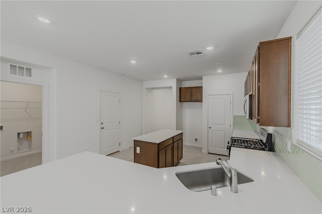 3765 Osiris Avenue Henderson NV 89044