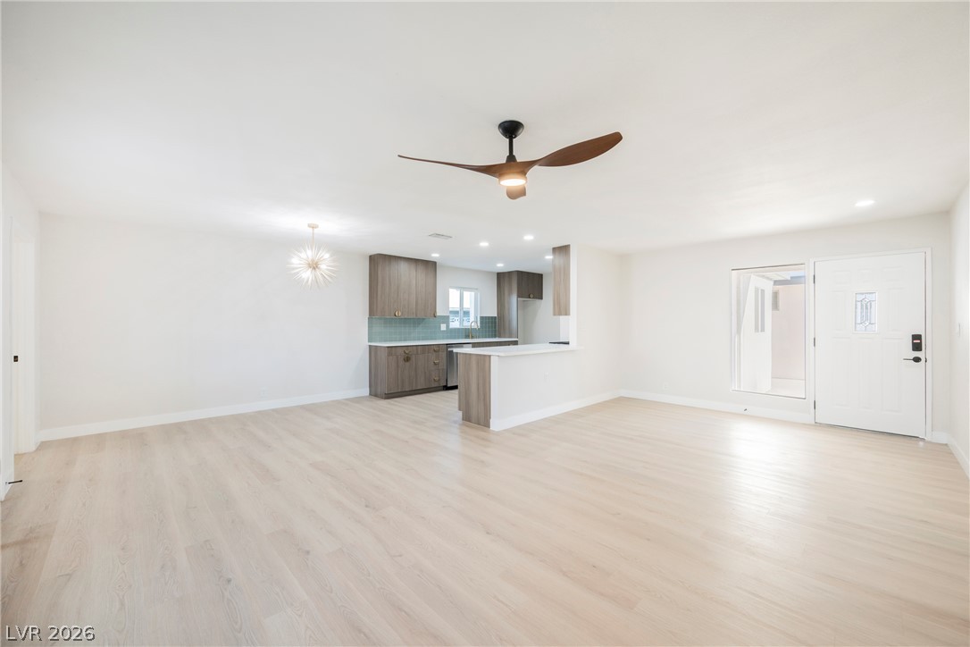 872 Count Wutzke Avenue Las Vegas NV 89119
