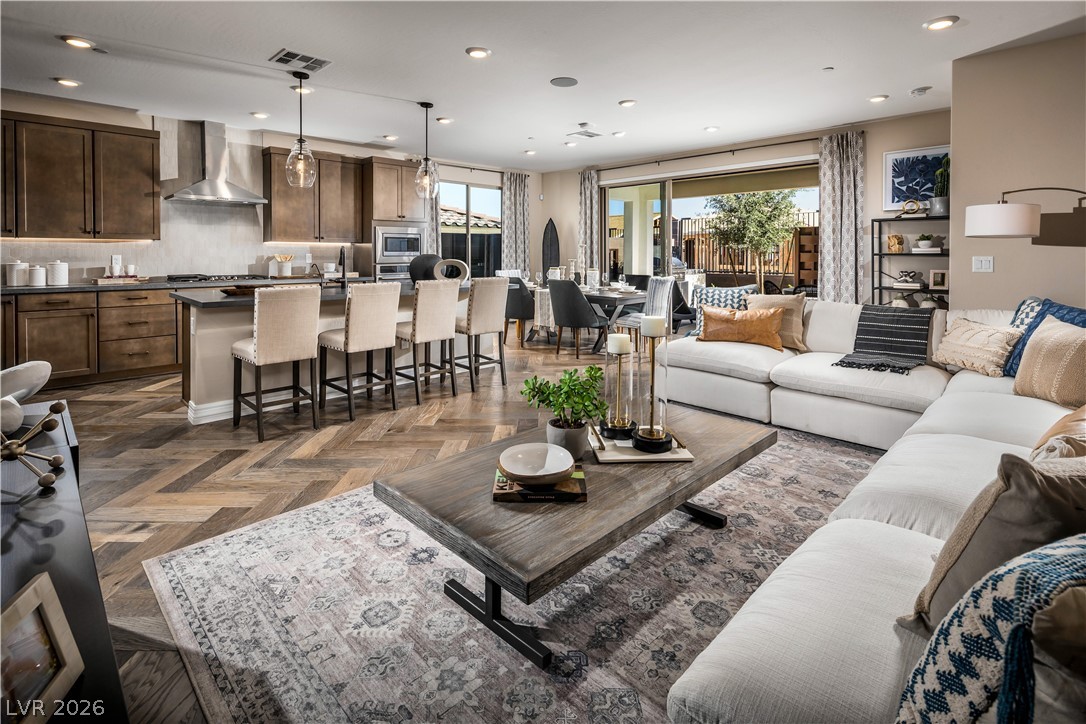 10026 Amber Rose Avenue Las Vegas NV 89143