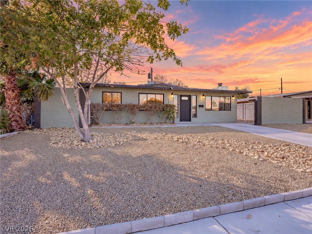 621 Berry Circle Las Vegas NV 89107