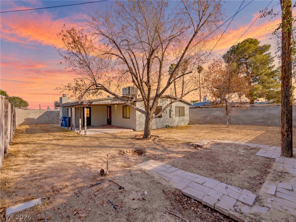 621 Berry Circle Las Vegas NV 89107