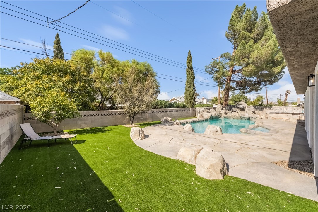 2856 Natalie Avenue Las Vegas NV 89121