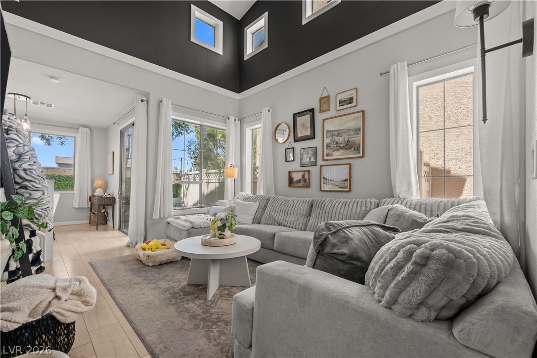 7648 Belhurst Avenue Las Vegas NV 89113